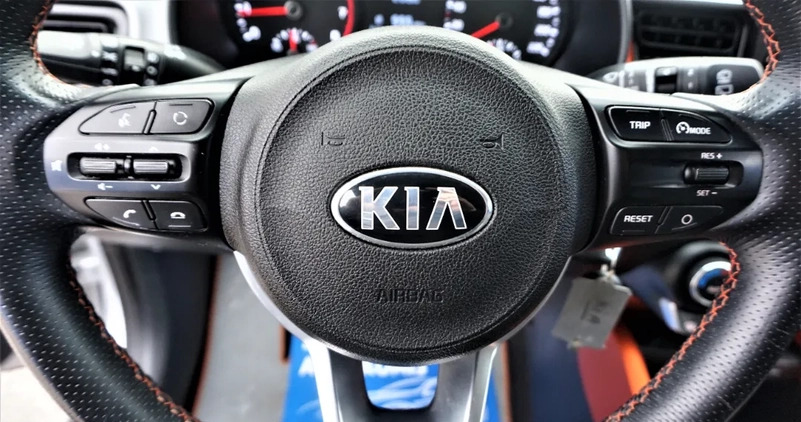 Kia Stonic cena 63900 przebieg: 73000, rok produkcji 2018 z Ostrowiec Świętokrzyski małe 529